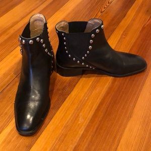 black leather Zara boots
